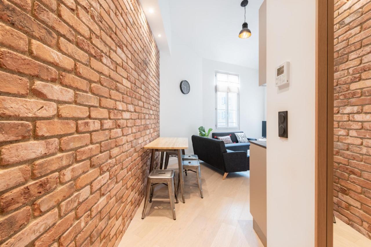 Smartbnb - 2 Pieces Moderne - Mezzanine - Emplacement Central Apartment Nice Ngoại thất bức ảnh